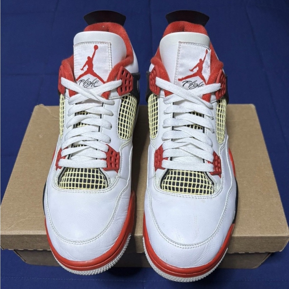 Jordan 4 Retro OG Fire Red 2020 Size 11.5